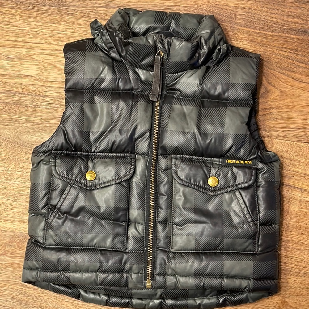 Finger in the nose Little Boys vest